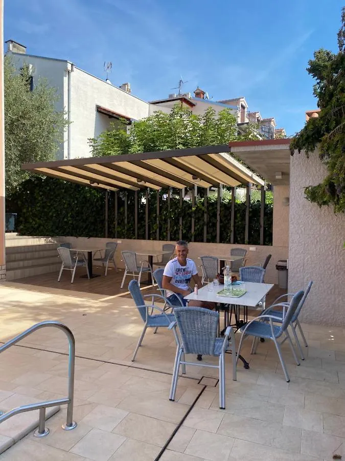 Aparthotel Zdjelar Poreč 3*,  Kroatien