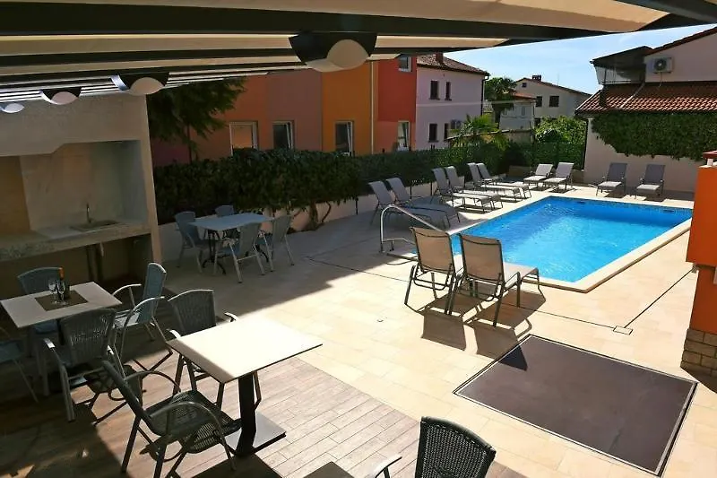 Aparthotel Zdjelar Poreč 3*,